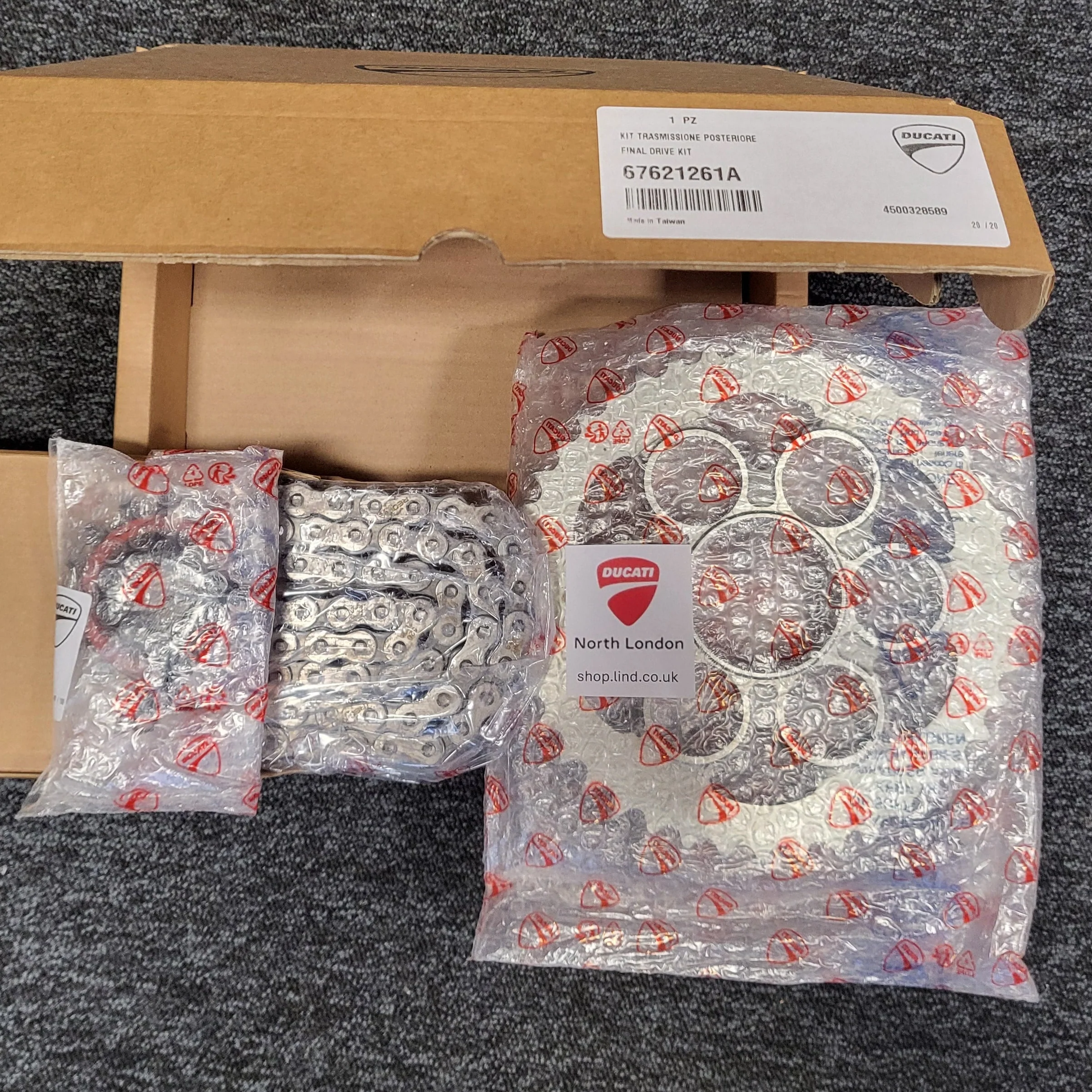 Ducati Final Drive Chain & Sprocket Kit PANIGALE V2, V2 Troy Bayliss, V2 Bulega, V2 Superquadro - Image 2
