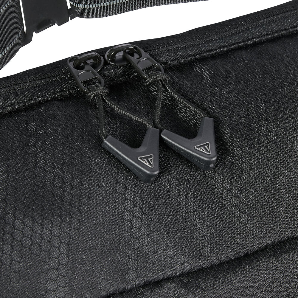 Triumph 8.5L Packable Sling Bag With Pouch - Image 6